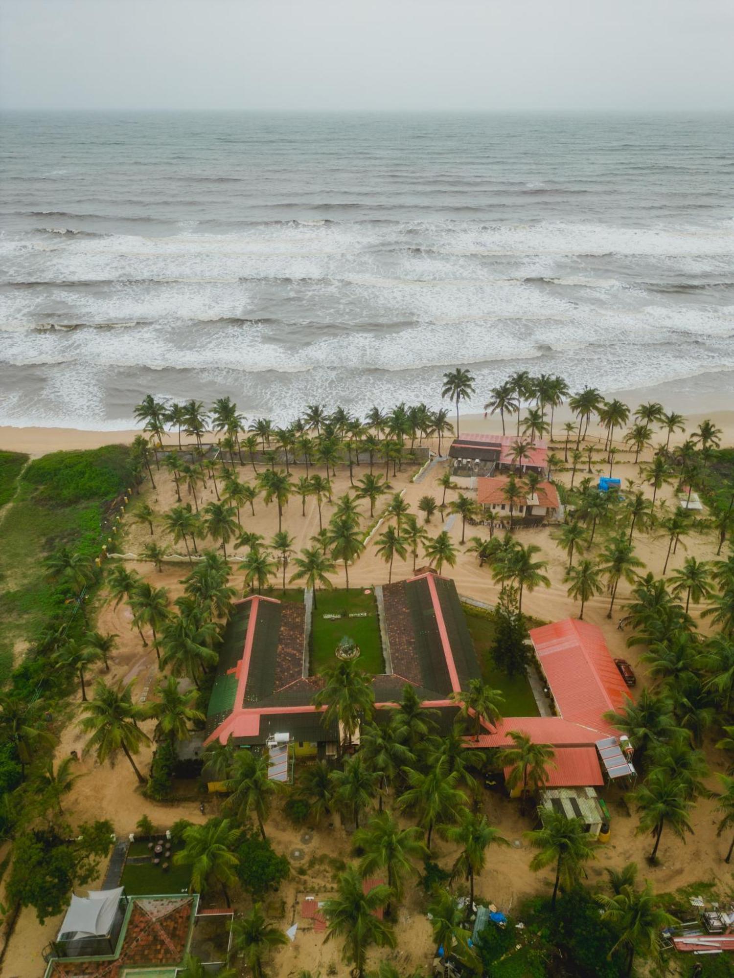 C Roque Beach Resort Colva Zewnętrze zdjęcie